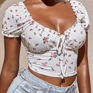 NWOT SHEIN White Floral Ruched Cropped Sweetheart Blouse